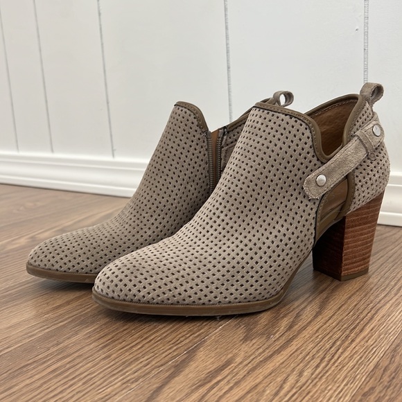 Franco Sarto Heeled Booties - Picture 4 of 7